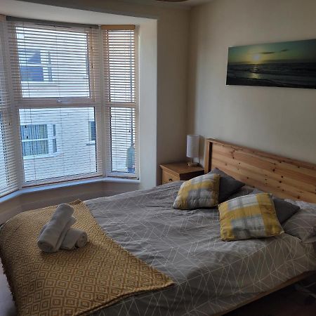 Large 5 Bed Town-Centre Home Close To The Beach, Sleeps 9 Aberystwyth Dış mekan fotoğraf