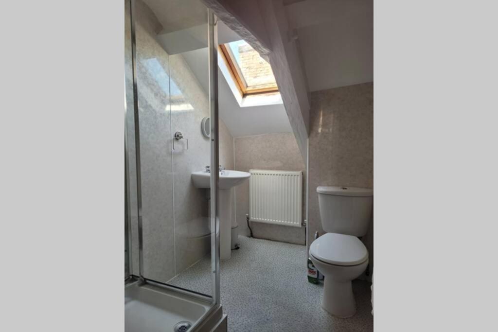 Large 5 Bed Town-Centre Home Close To The Beach, Sleeps 9 Aberystwyth Dış mekan fotoğraf