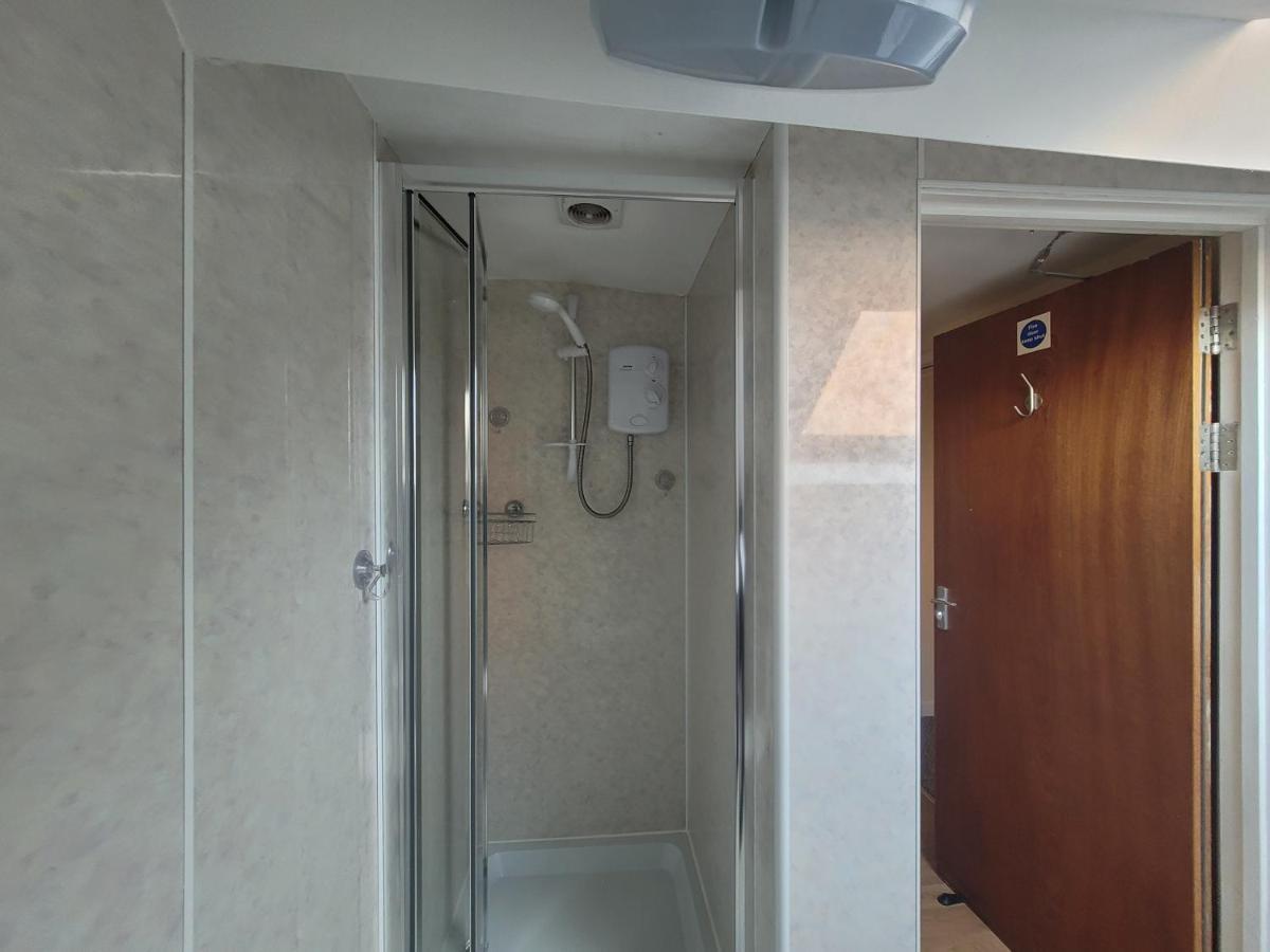 Large 5 Bed Town-Centre Home Close To The Beach, Sleeps 9 Aberystwyth Dış mekan fotoğraf